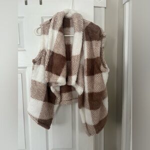 Plaid Fuzzy Vest in Brown and White